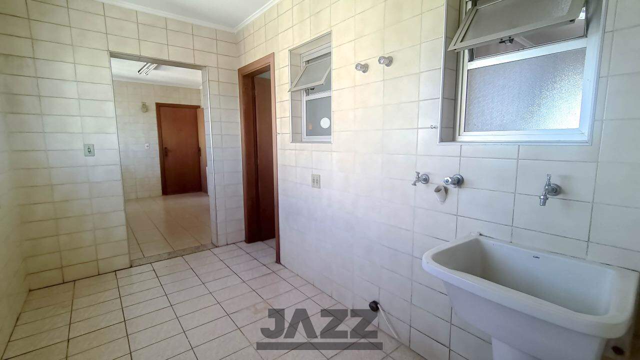 Apartamento à venda com 3 quartos, 160m² - Foto 32