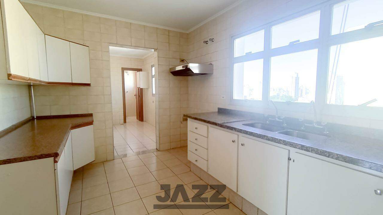 Apartamento à venda com 3 quartos, 160m² - Foto 27