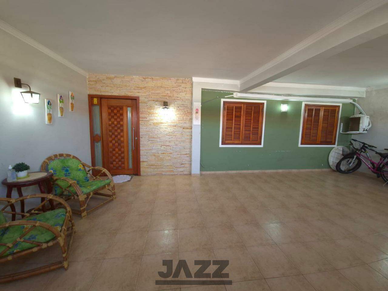 Casa à venda com 3 quartos, 280m² - Foto 2