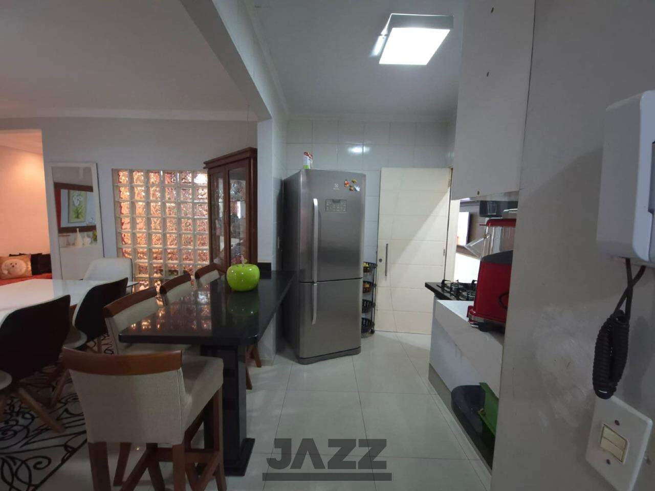 Casa à venda com 3 quartos, 280m² - Foto 9