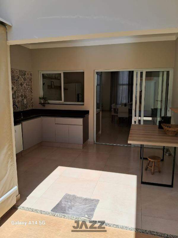 Casa à venda com 3 quartos, 150m² - Foto 12