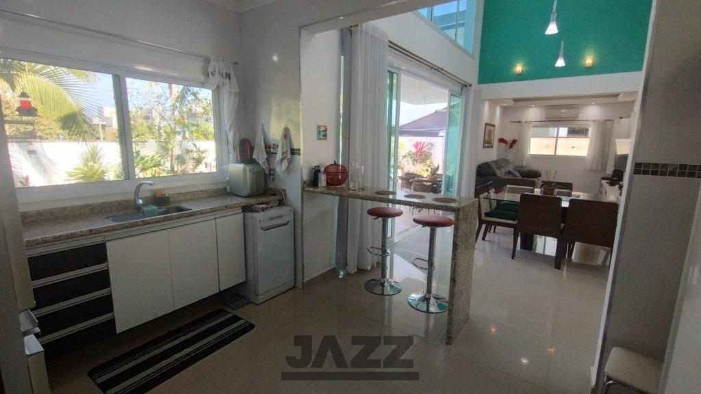 Casa de Condomínio à venda com 3 quartos, 218m² - Foto 15