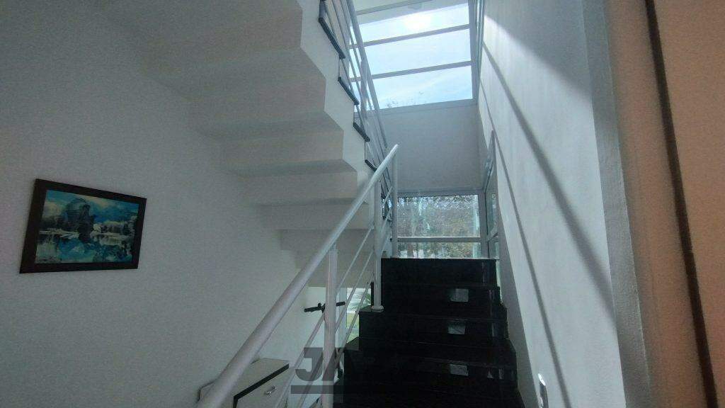 Casa de Condomínio à venda com 3 quartos, 218m² - Foto 22