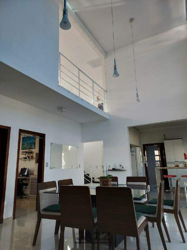 Casa de Condomínio à venda com 3 quartos, 218m² - Foto 14