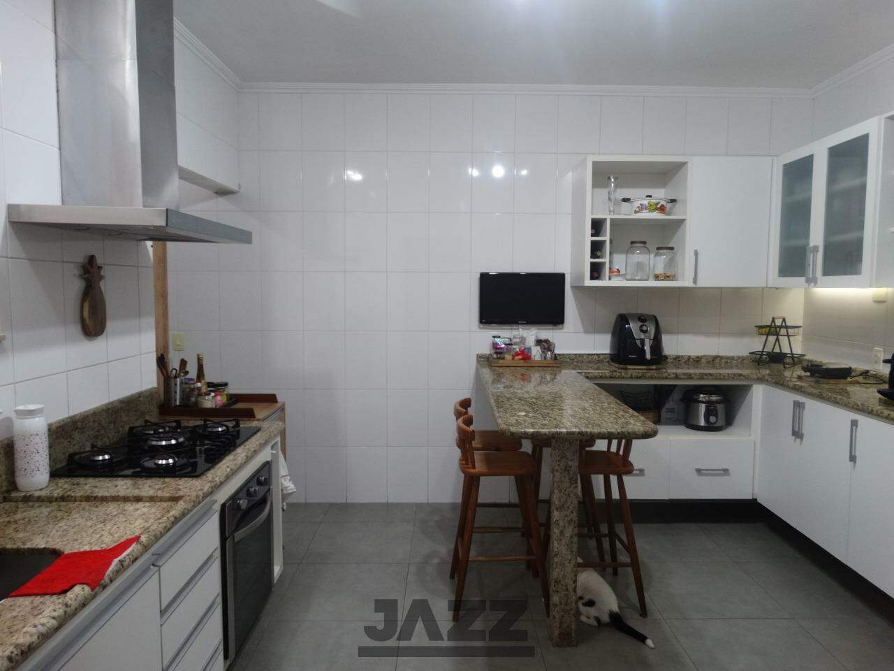 Casa à venda com 5 quartos, 238m² - Foto 35