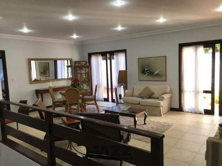 Casa de Condomínio à venda com 4 quartos, 250m² - Foto 5