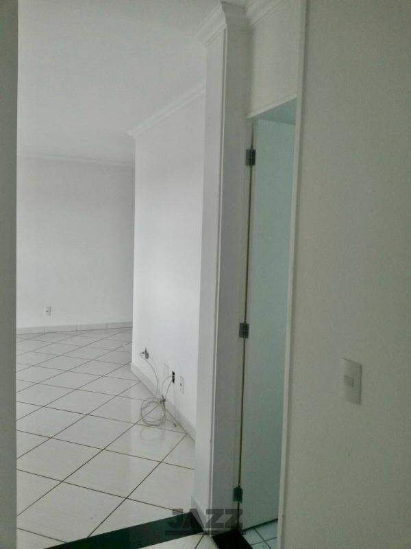 Apartamento à venda com 3 quartos, 71m² - Foto 9