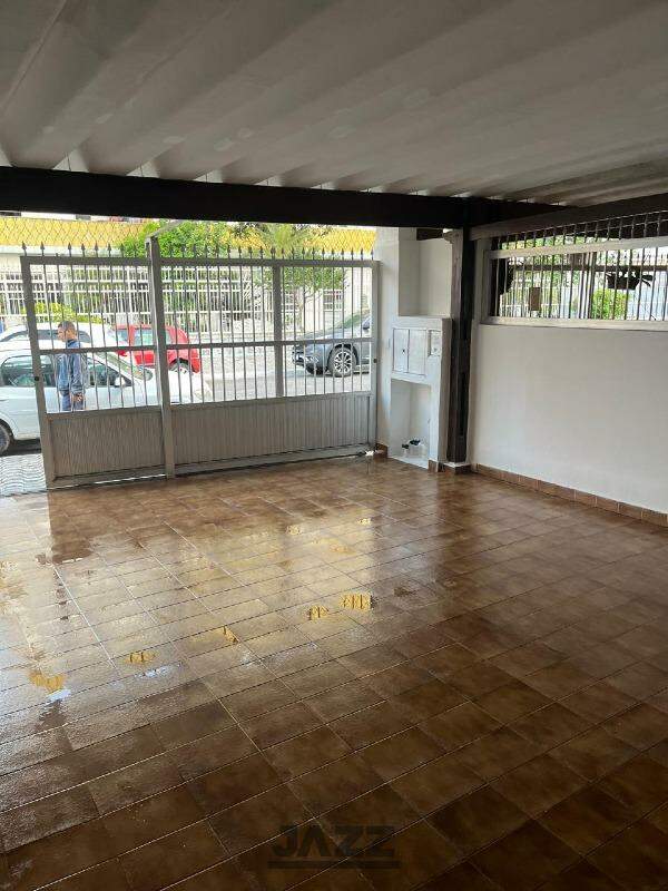 Casa à venda com 2 quartos, 132m² - Foto 2