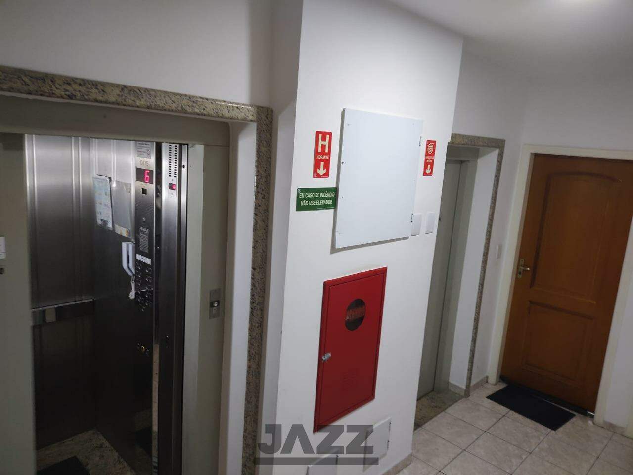 Apartamento à venda com 3 quartos, 76m² - Foto 23