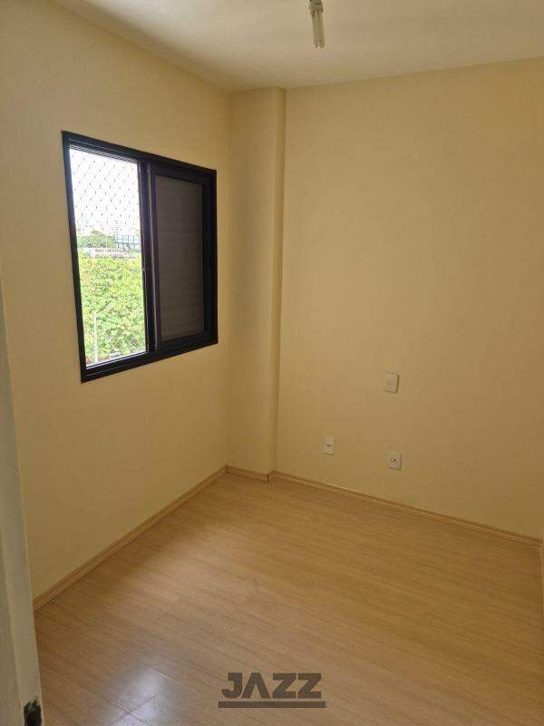 Apartamento à venda com 3 quartos, 76m² - Foto 6