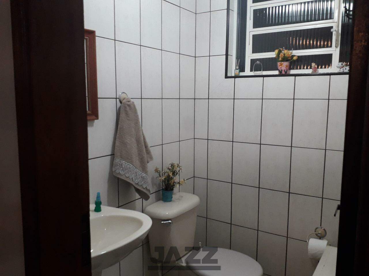 Casa à venda com 2 quartos, 70m² - Foto 8