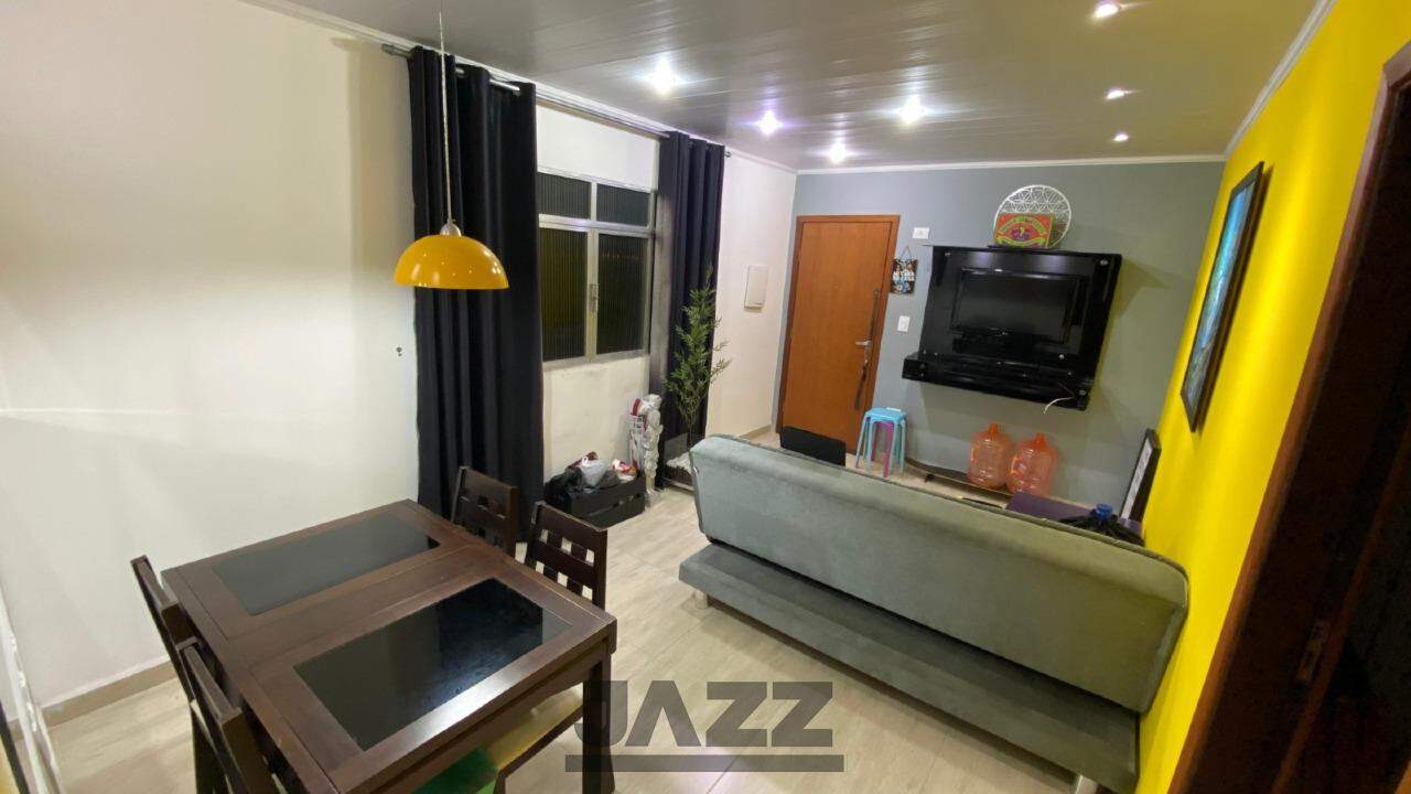 Apartamento à venda com 2 quartos, 70m² - Foto 3