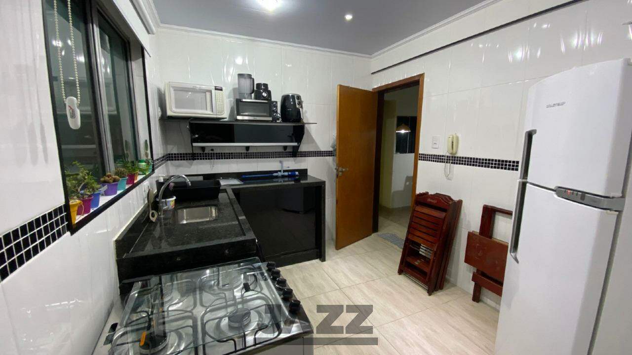 Apartamento à venda com 2 quartos, 70m² - Foto 6