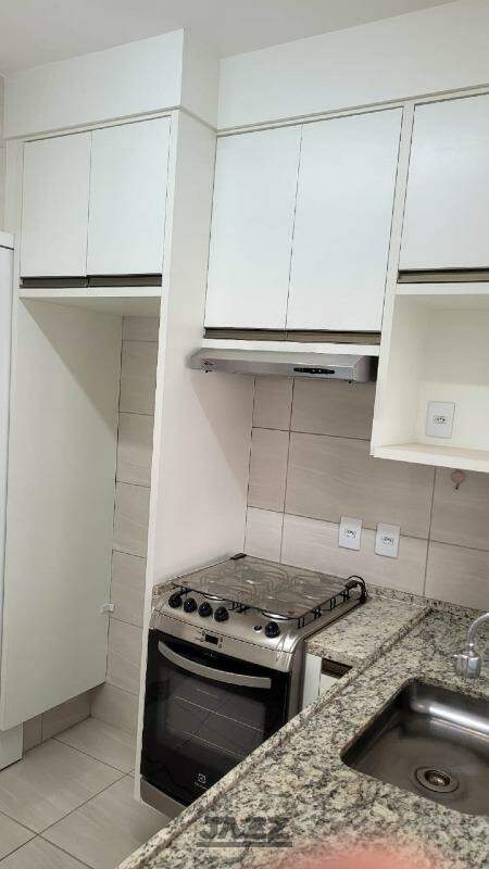 Apartamento à venda com 2 quartos, 67m² - Foto 29