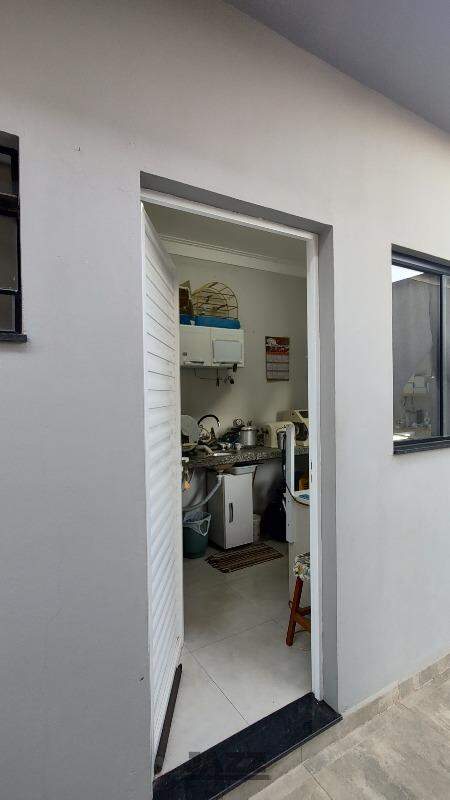 Casa à venda com 3 quartos, 150m² - Foto 10