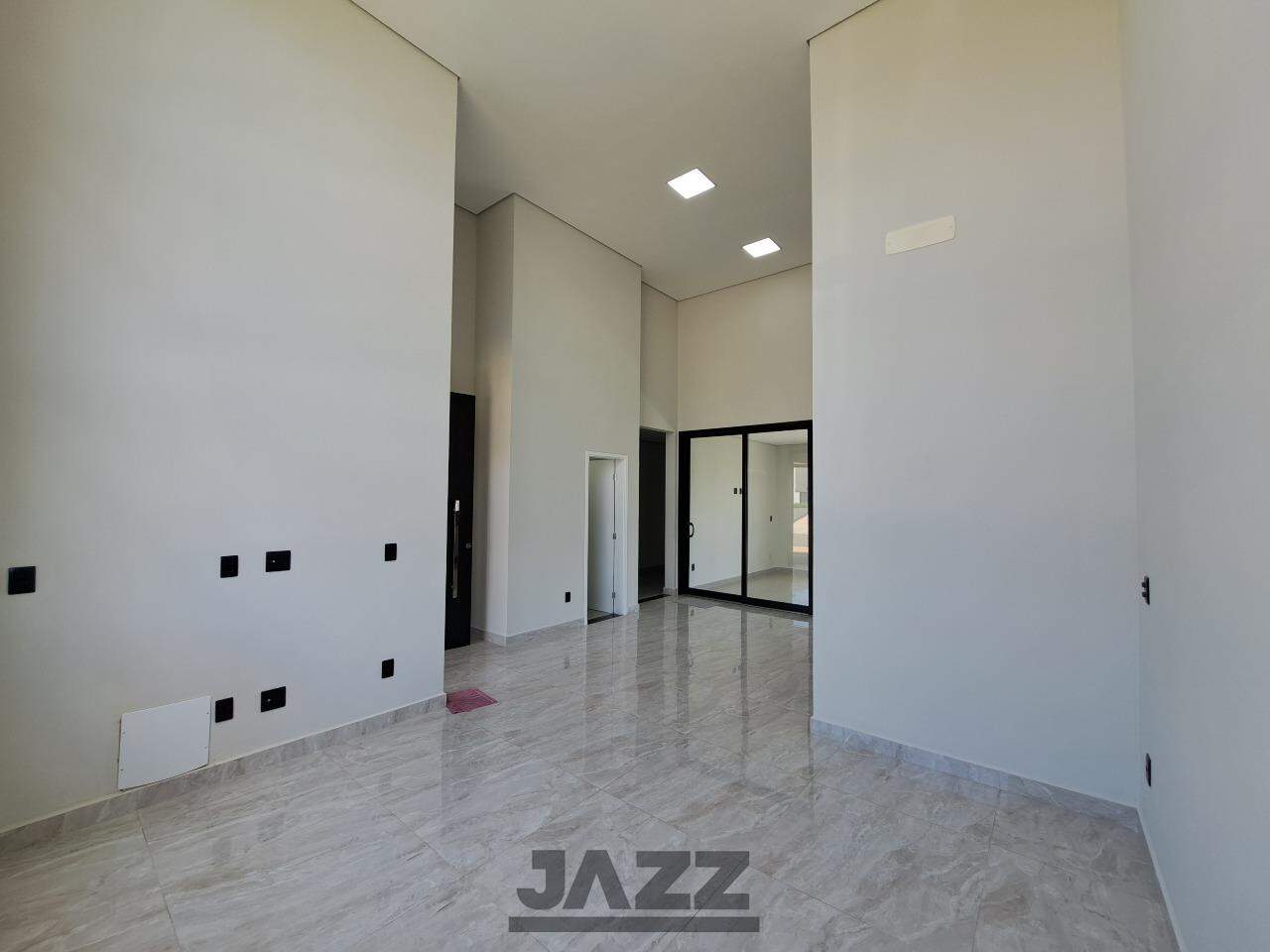 Casa de Condomínio à venda com 3 quartos, 204m² - Foto 3