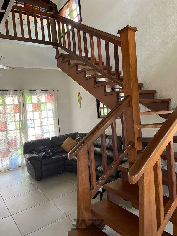 Casa de Condomínio à venda com 5 quartos, 220m² - Foto 11