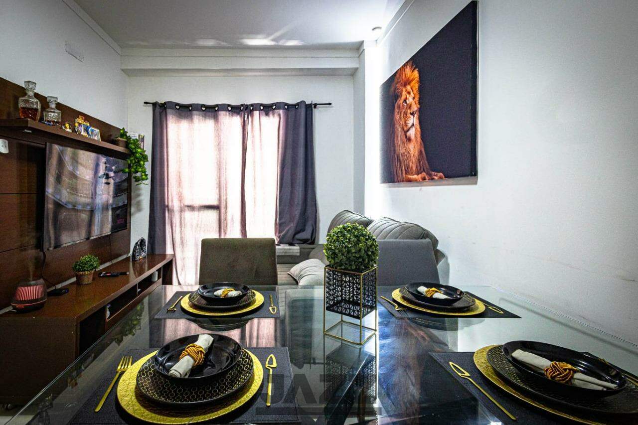 Apartamento à venda com 2 quartos, 67m² - Foto 1