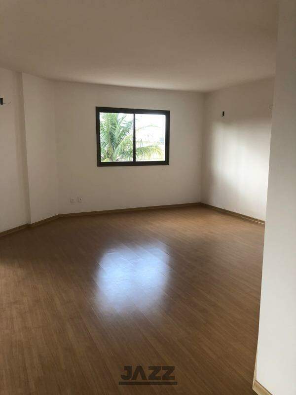 Apartamento à venda com 3 quartos, 137m² - Foto 3