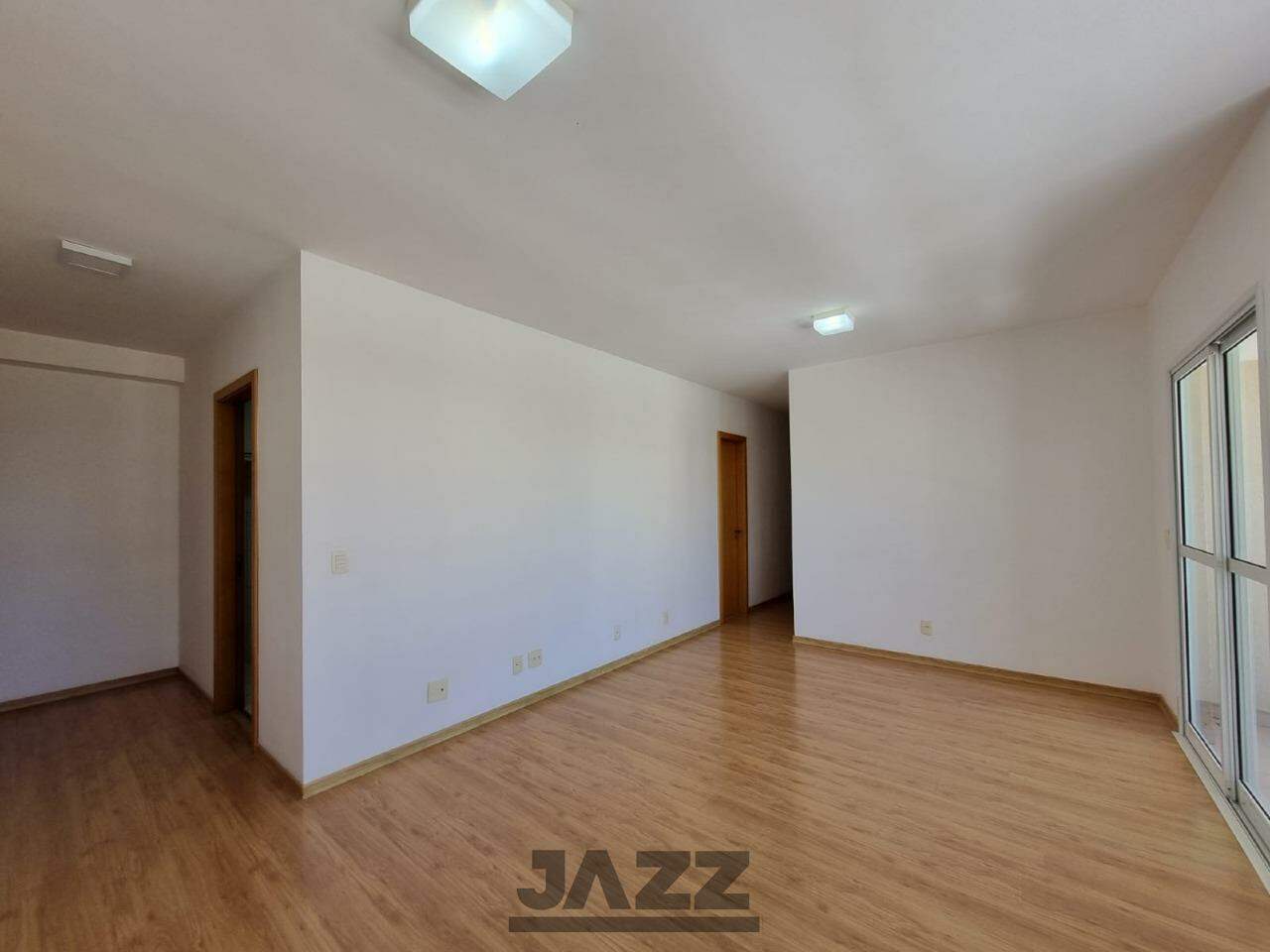 Apartamento à venda com 3 quartos, 81m² - Foto 1