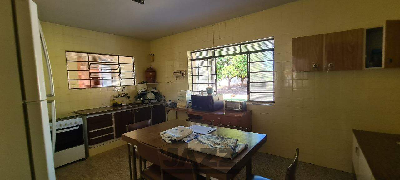 Fazenda à venda com 4 quartos, 540m² - Foto 25