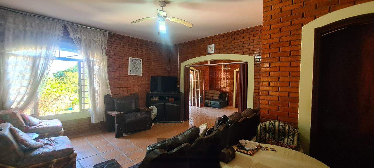 Fazenda à venda com 3 quartos, 202m² - Foto 13