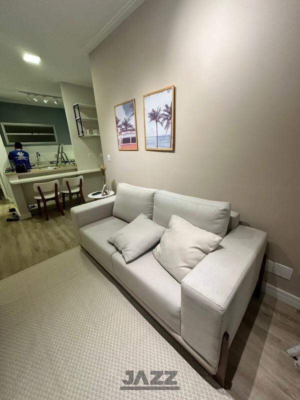 Apartamento para alugar com 1 quarto, 40m² - Foto 11