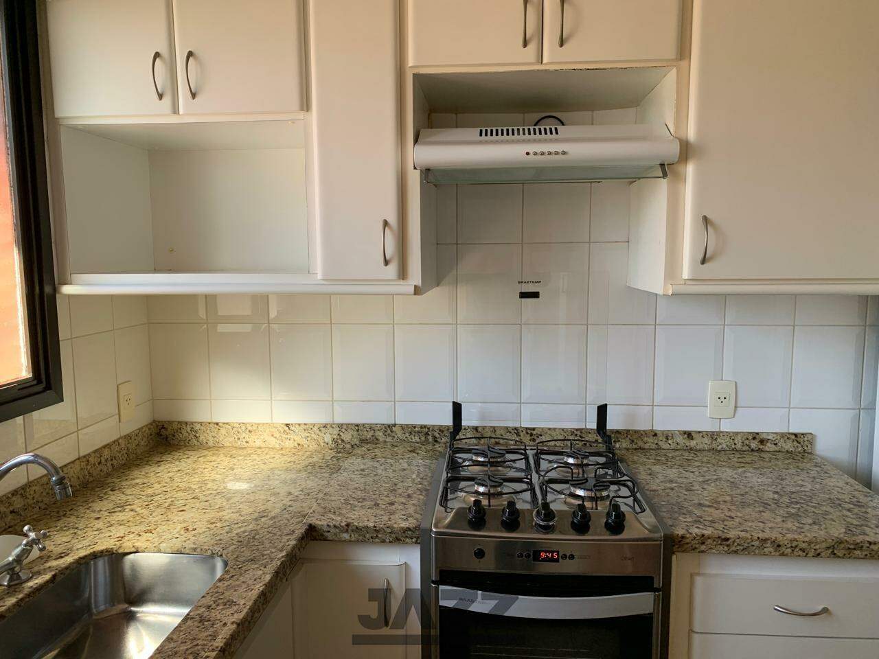 Apartamento à venda com 3 quartos, 144m² - Foto 9