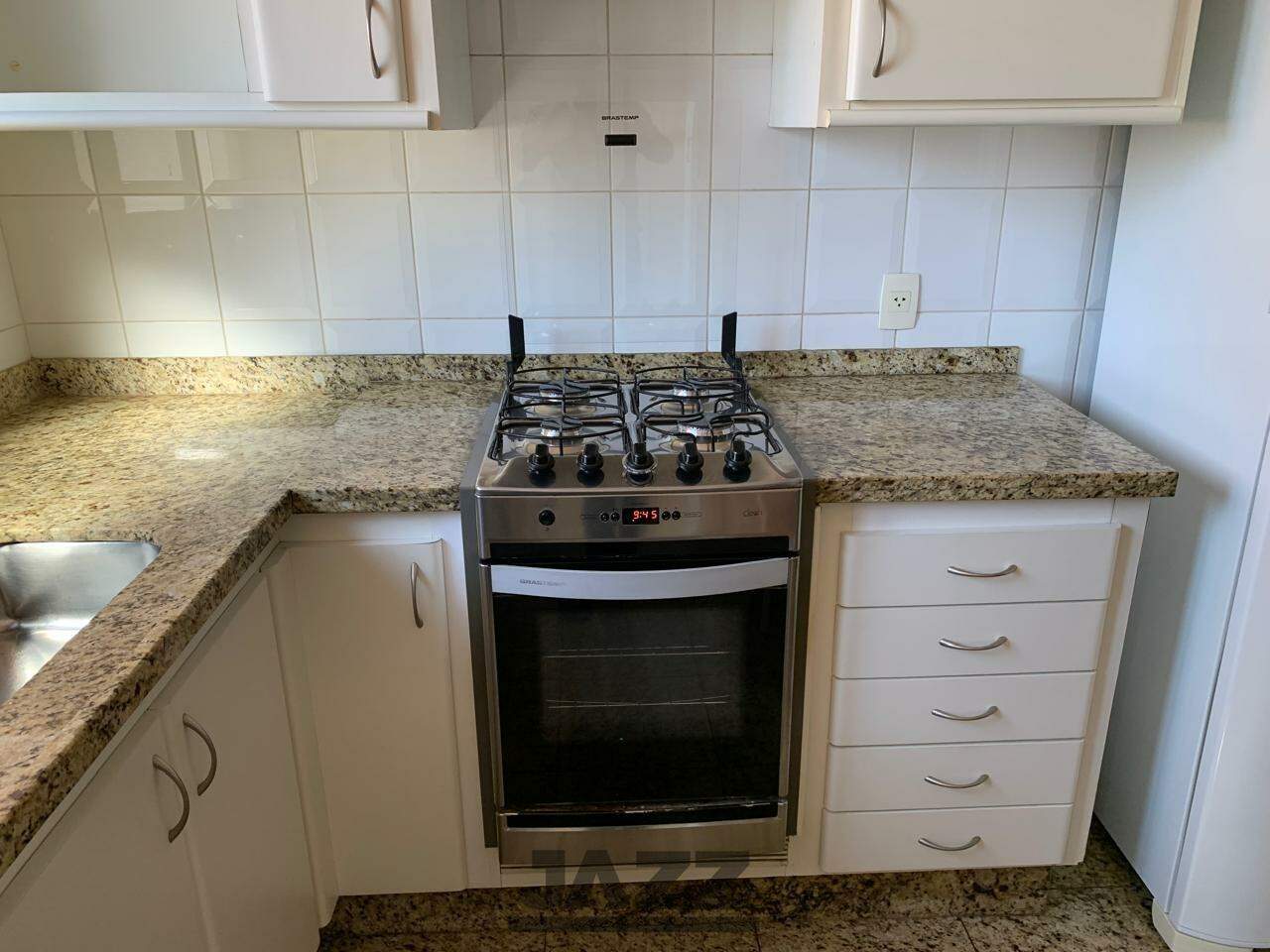 Apartamento à venda com 3 quartos, 144m² - Foto 10