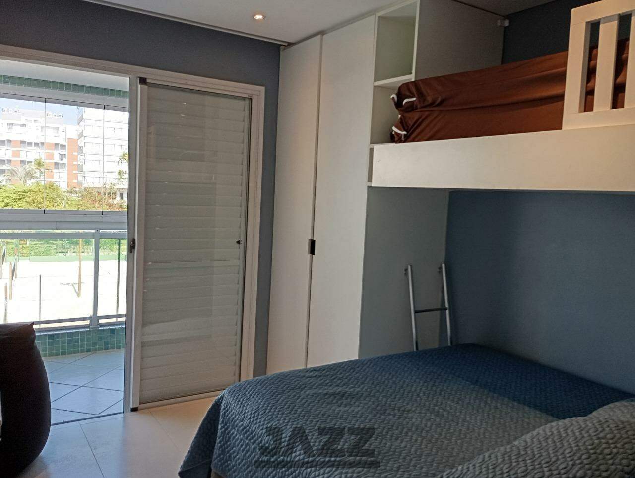 Apartamento à venda com 3 quartos, 135m² - Foto 14