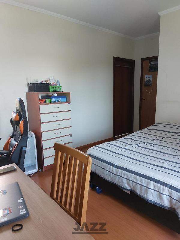 Casa à venda com 3 quartos, 260m² - Foto 23