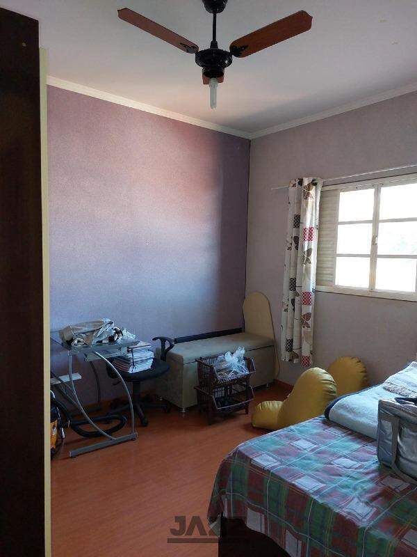 Casa à venda com 3 quartos, 260m² - Foto 12