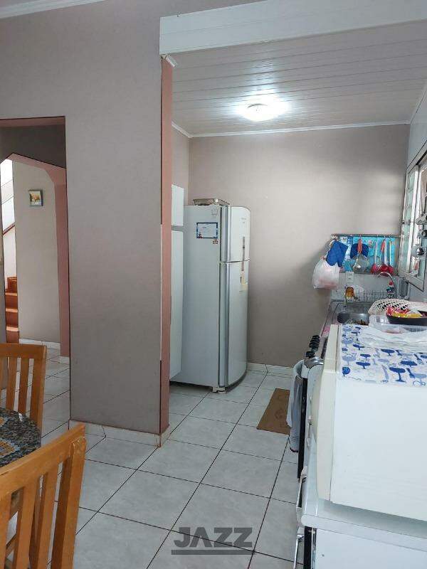 Casa à venda com 3 quartos, 260m² - Foto 6