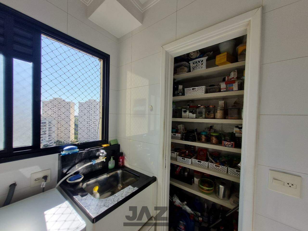 Apartamento à venda com 4 quartos, 105m² - Foto 8