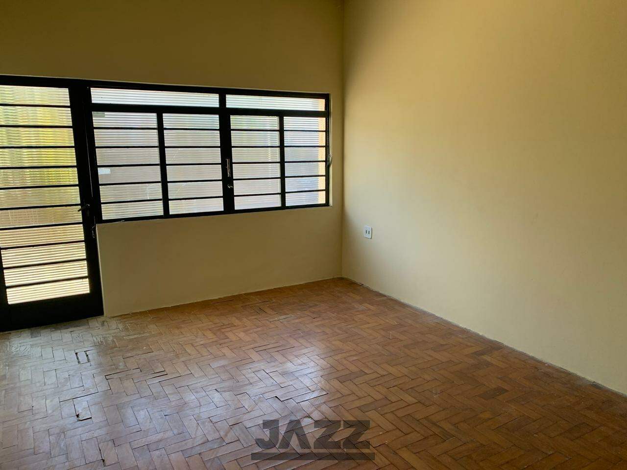 Casa à venda com 6 quartos, 300m² - Foto 17