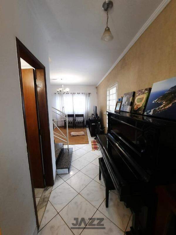 Casa à venda com 3 quartos, 242m² - Foto 29