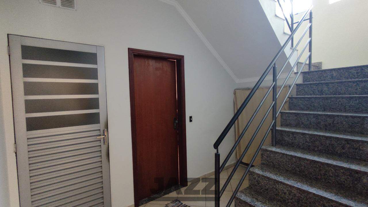 Casa à venda com 3 quartos, 222m² - Foto 17