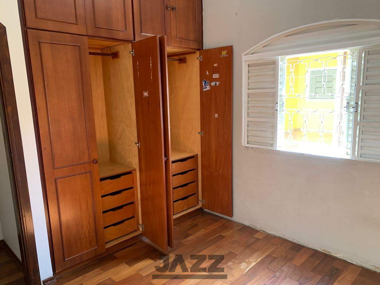 Casa à venda com 3 quartos, 192m² - Foto 27