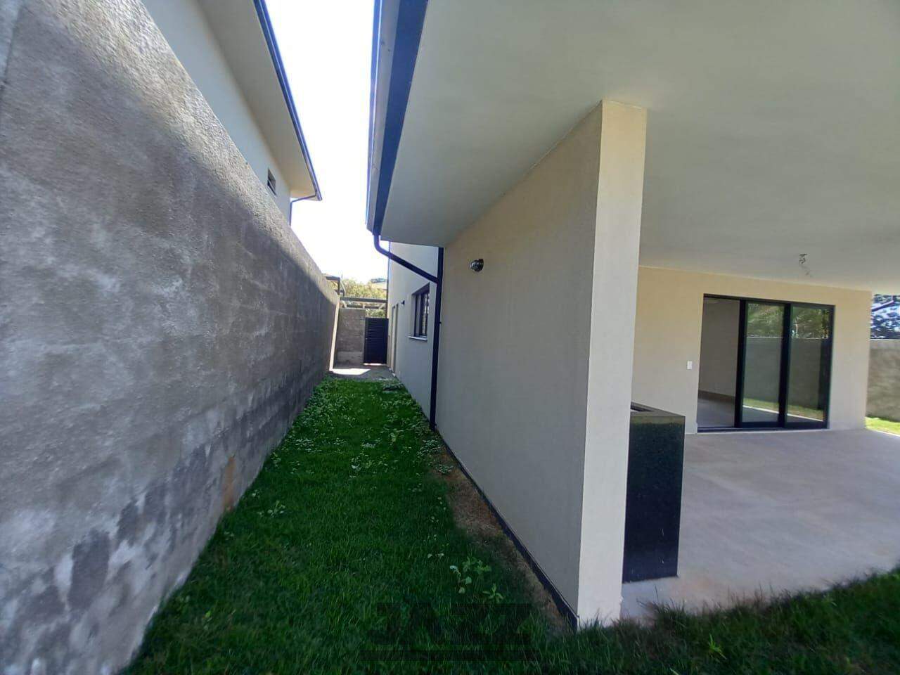 Casa de Condomínio para alugar com 3 quartos, 182m² - Foto 11