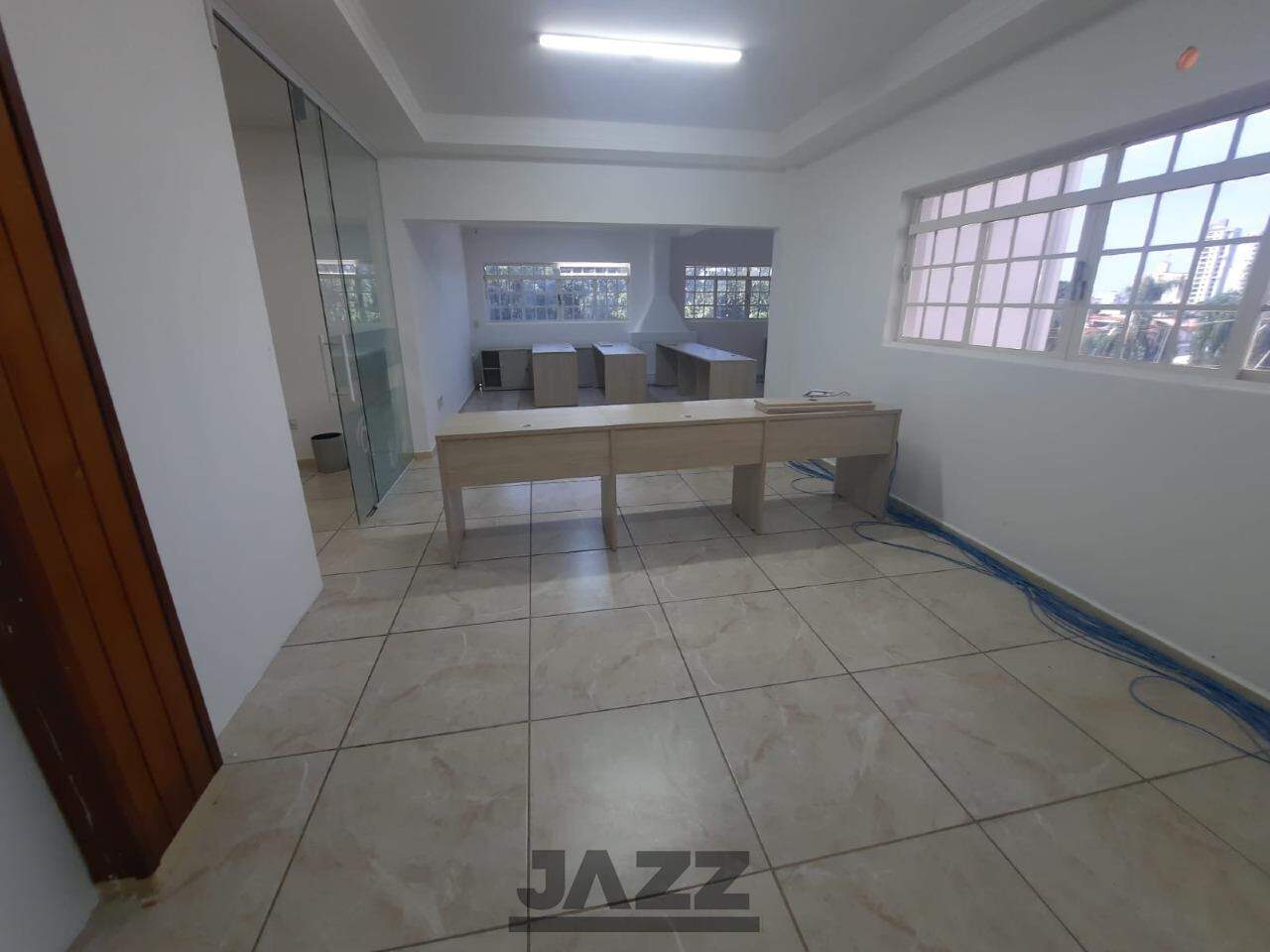 Casa para alugar com 3 quartos, 500m² - Foto 37