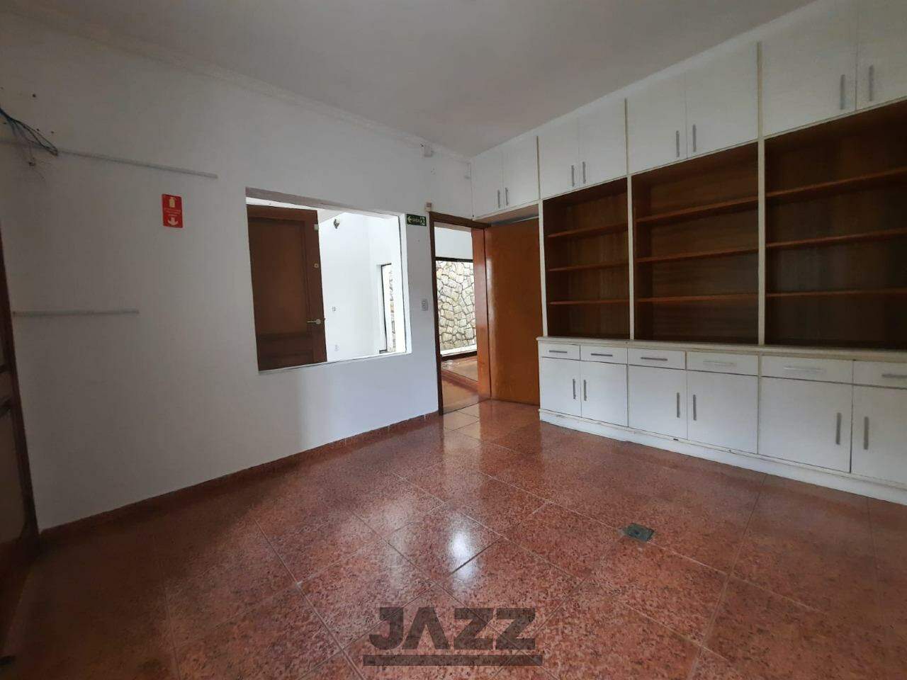 Casa para alugar com 3 quartos, 500m² - Foto 20