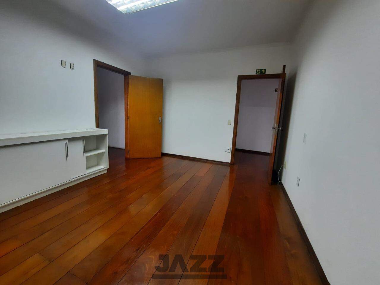 Casa para alugar com 3 quartos, 500m² - Foto 7