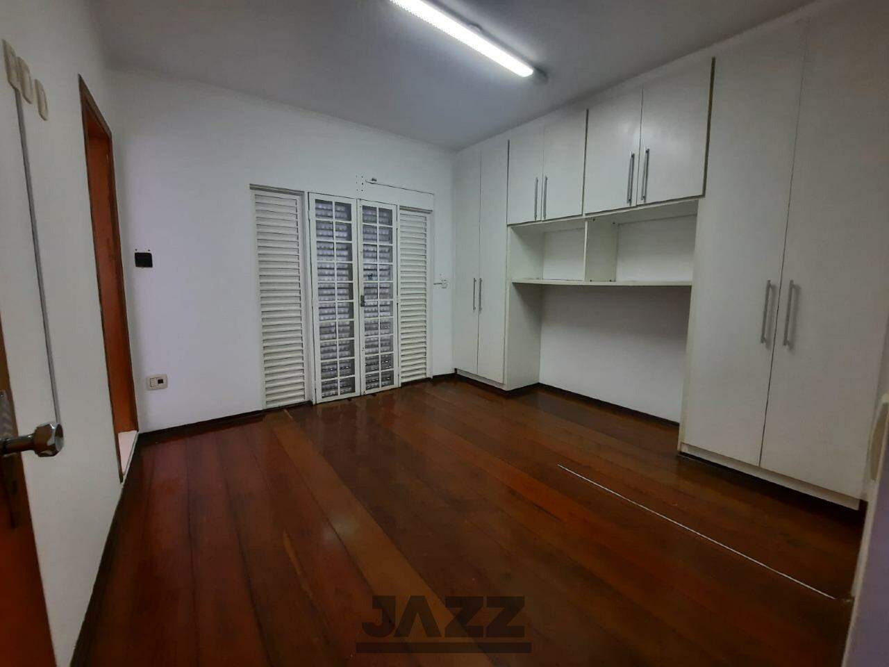 Casa para alugar com 3 quartos, 500m² - Foto 10