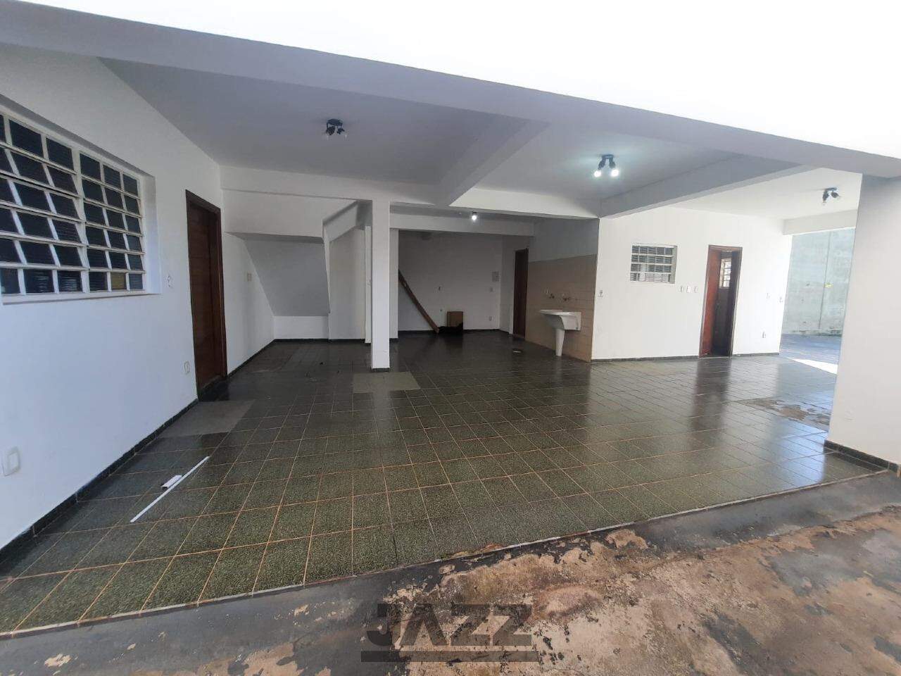 Casa para alugar com 3 quartos, 500m² - Foto 52