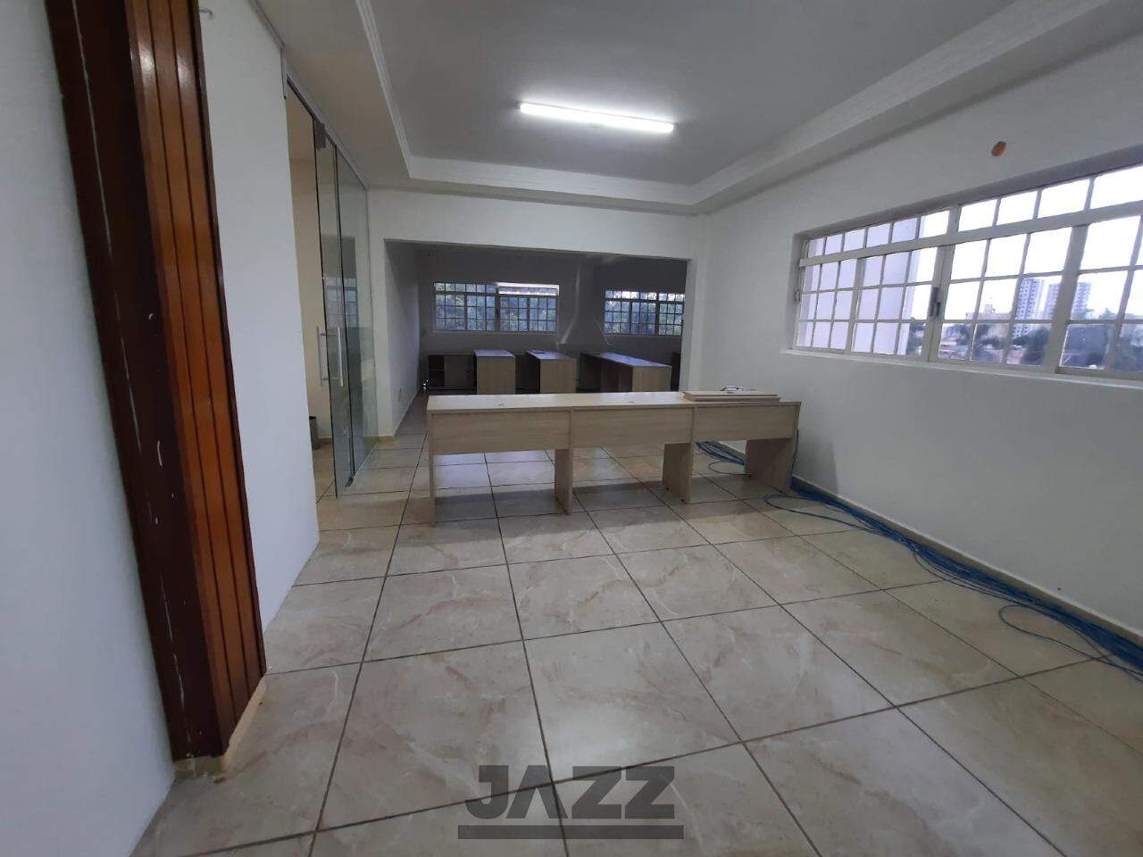 Casa para alugar com 3 quartos, 500m² - Foto 18