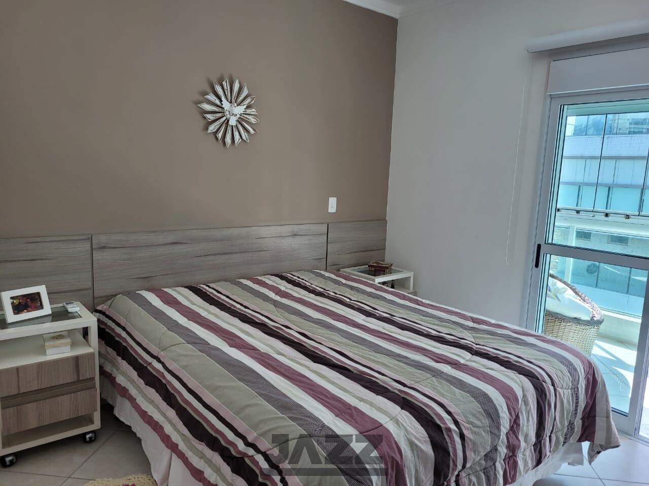 Apartamento à venda com 3 quartos, 124m² - Foto 13