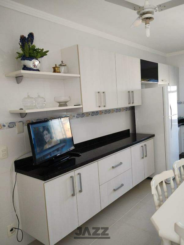 Casa à venda com 4 quartos, 162m² - Foto 16