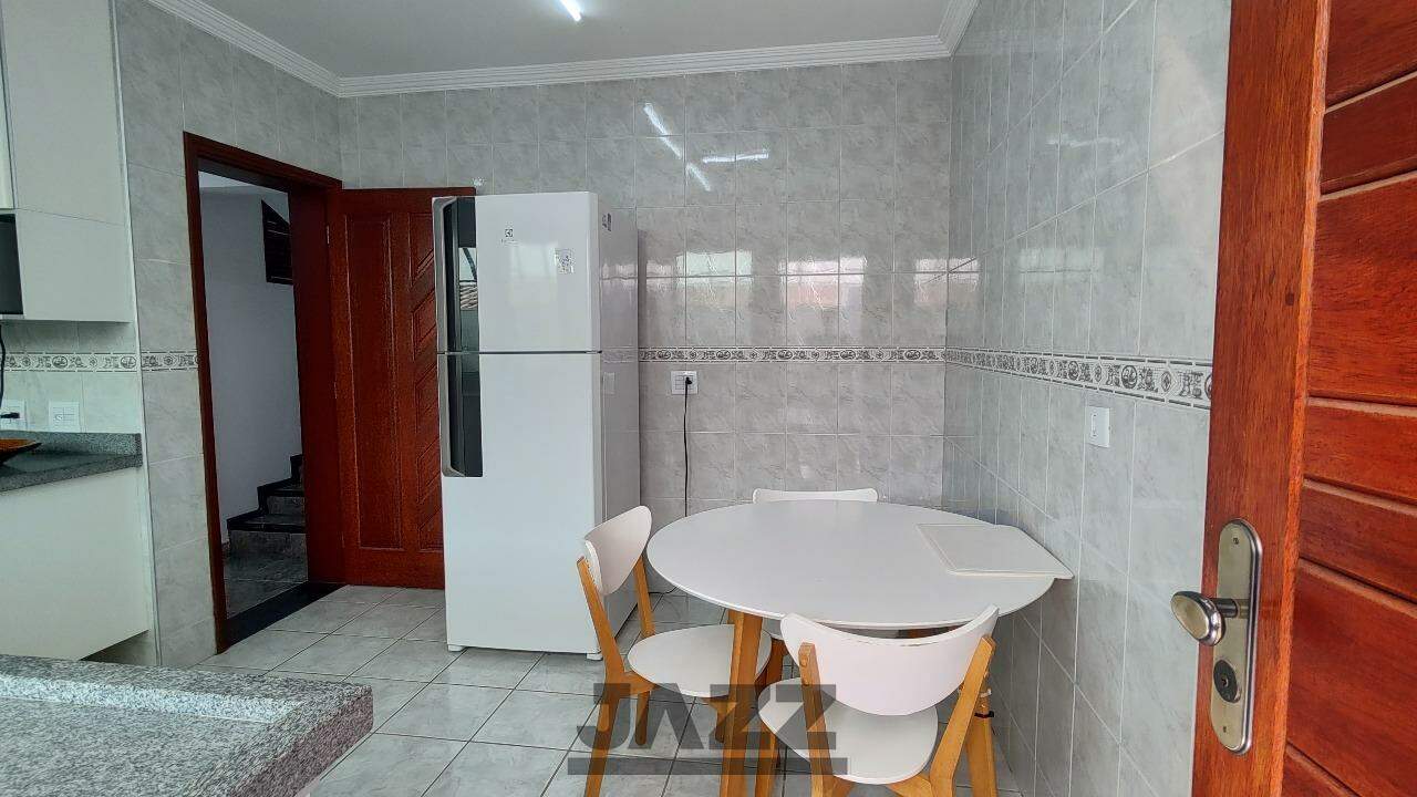 Casa à venda com 3 quartos, 247m² - Foto 15