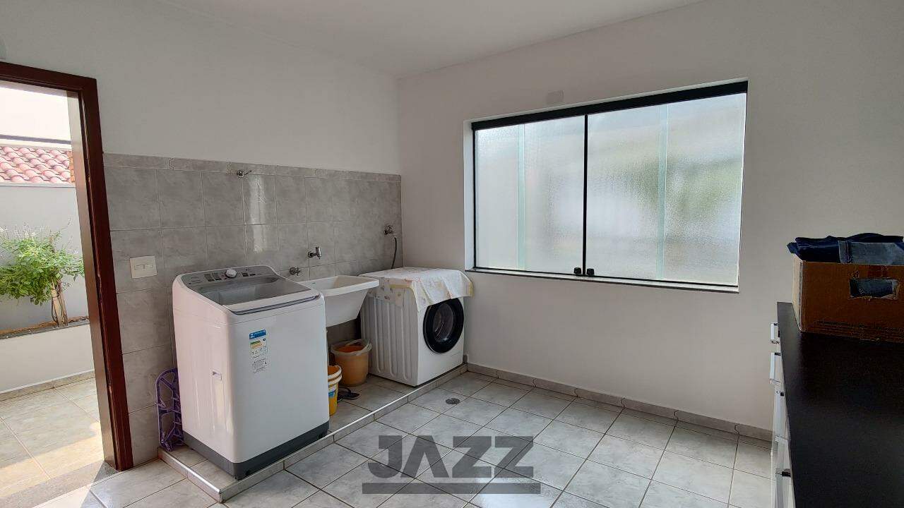 Casa à venda com 3 quartos, 247m² - Foto 16