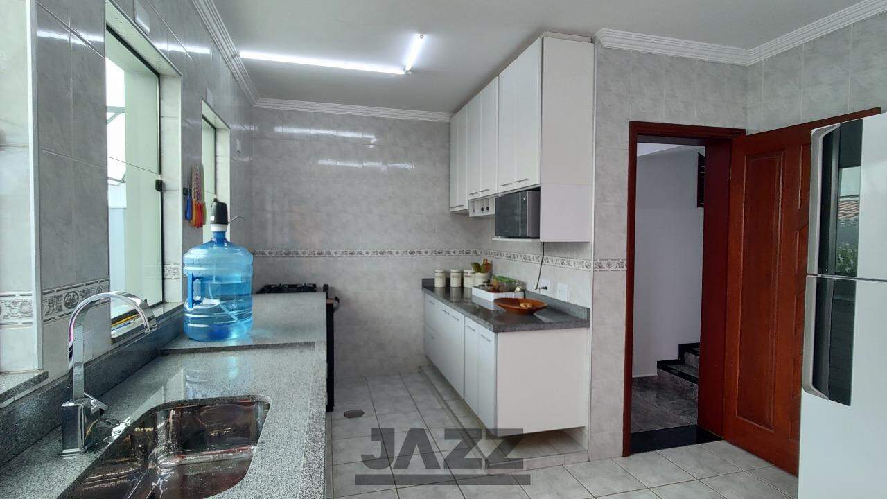 Casa à venda com 3 quartos, 247m² - Foto 12